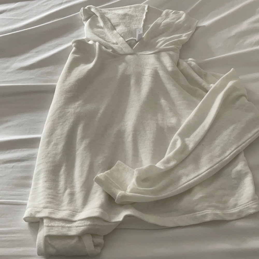White hoodie